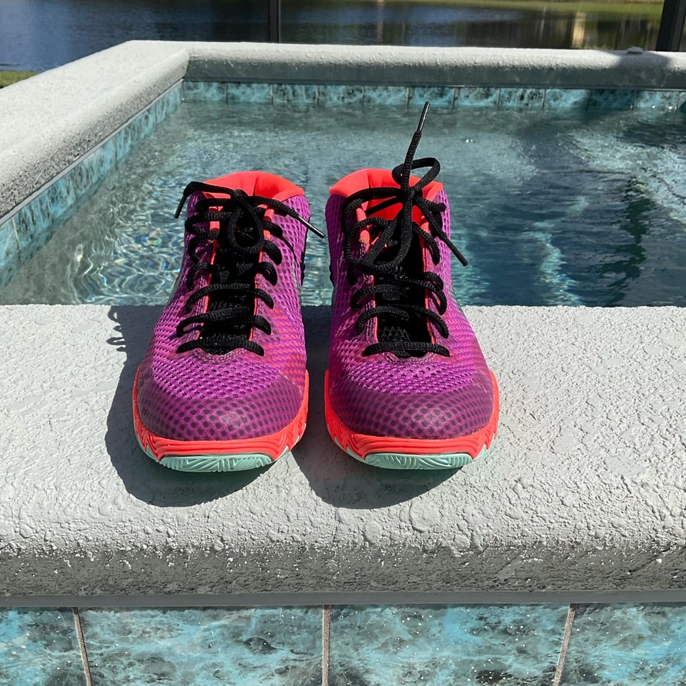 Nike Kyrie 1 "Easter" sneakers